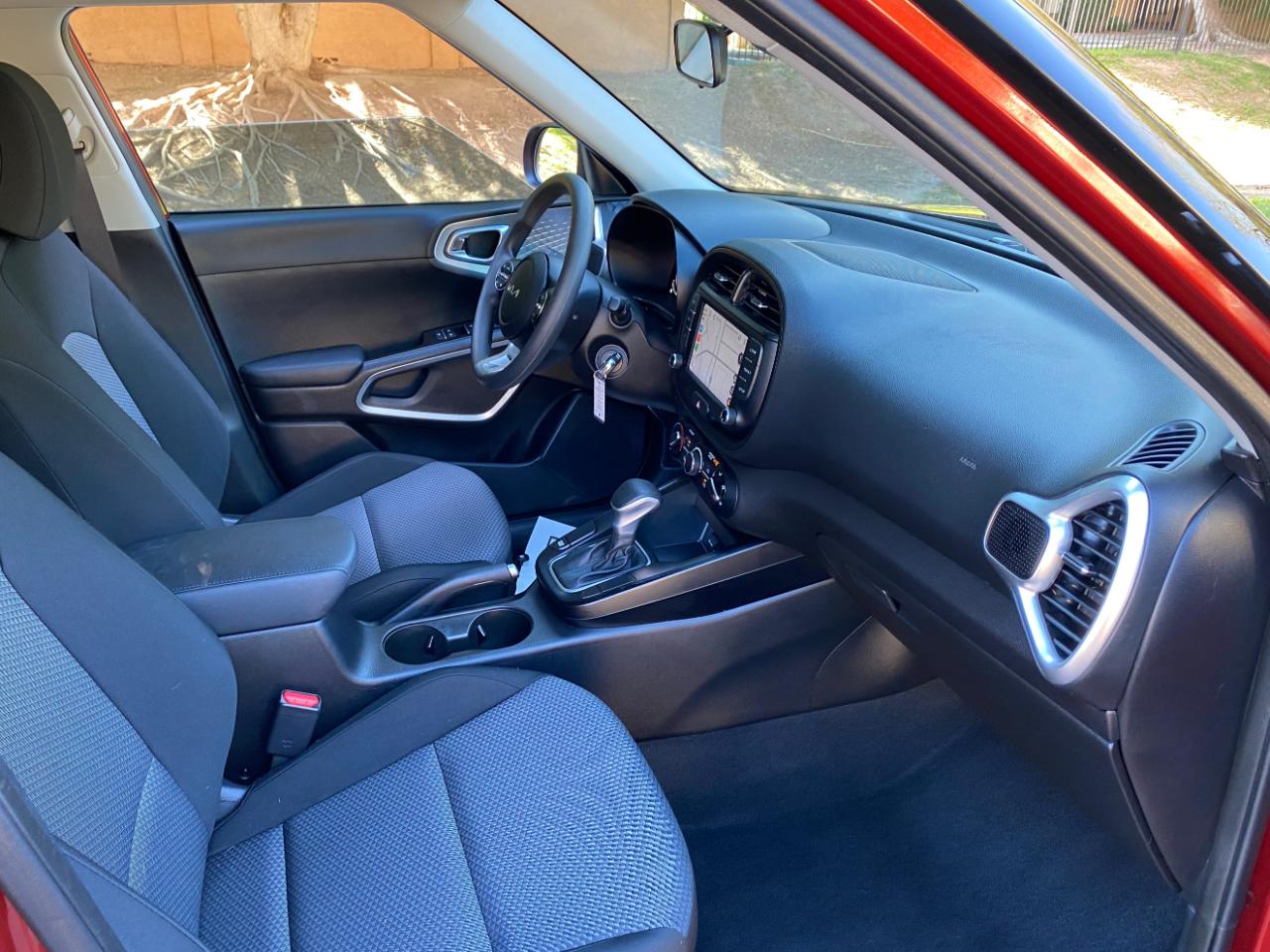 Kia Soul LX IVT 2023