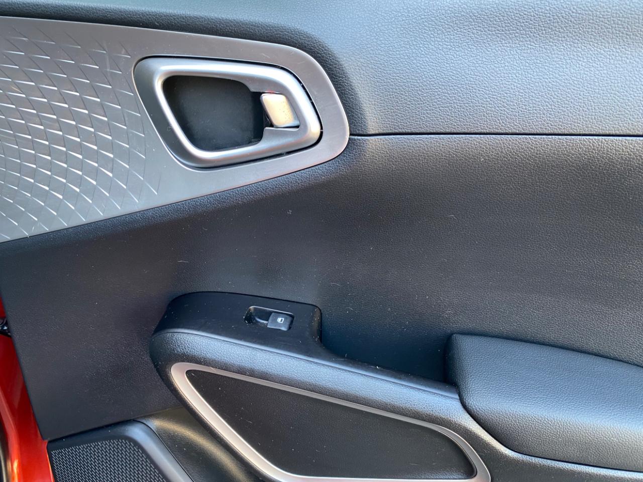 Kia Soul LX IVT 2023