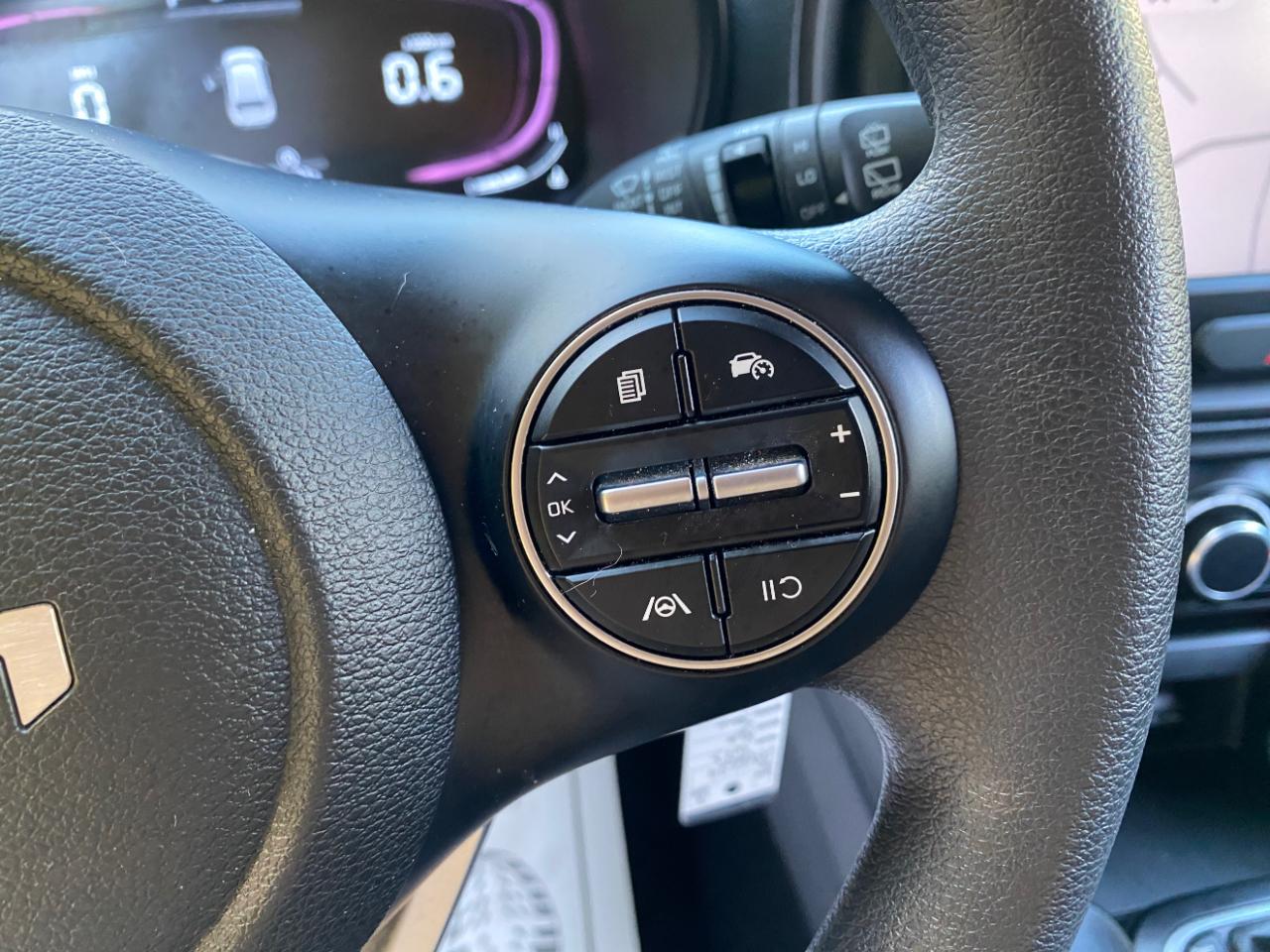 Kia Soul LX IVT 2023