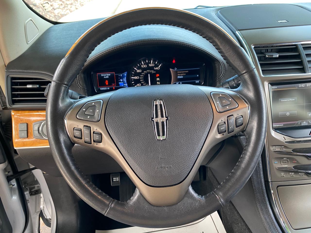 Lincoln MKX FWD 4dr 2015