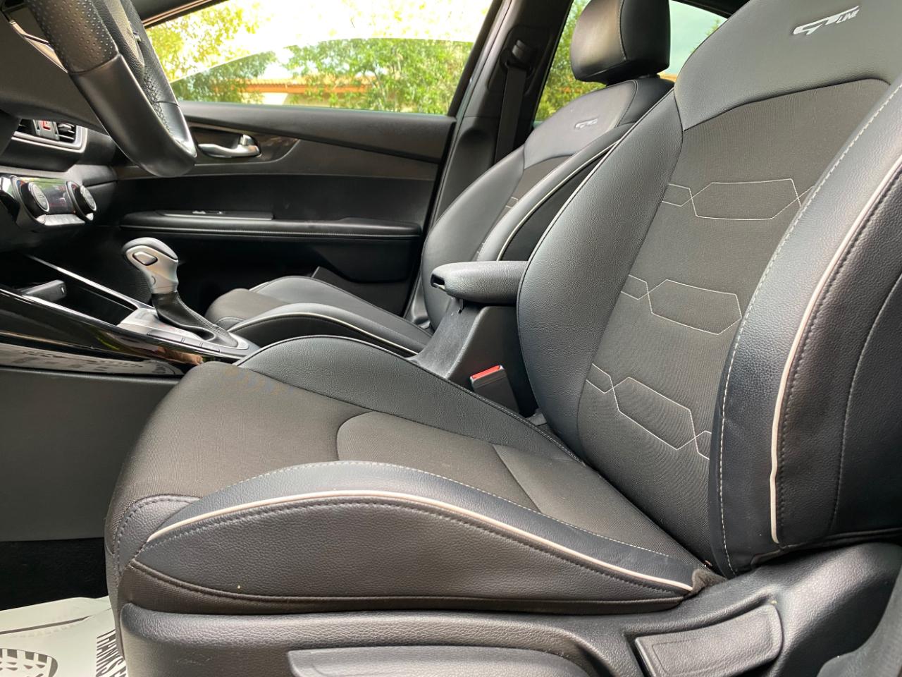 Kia Forte GT-Line IVT 2023