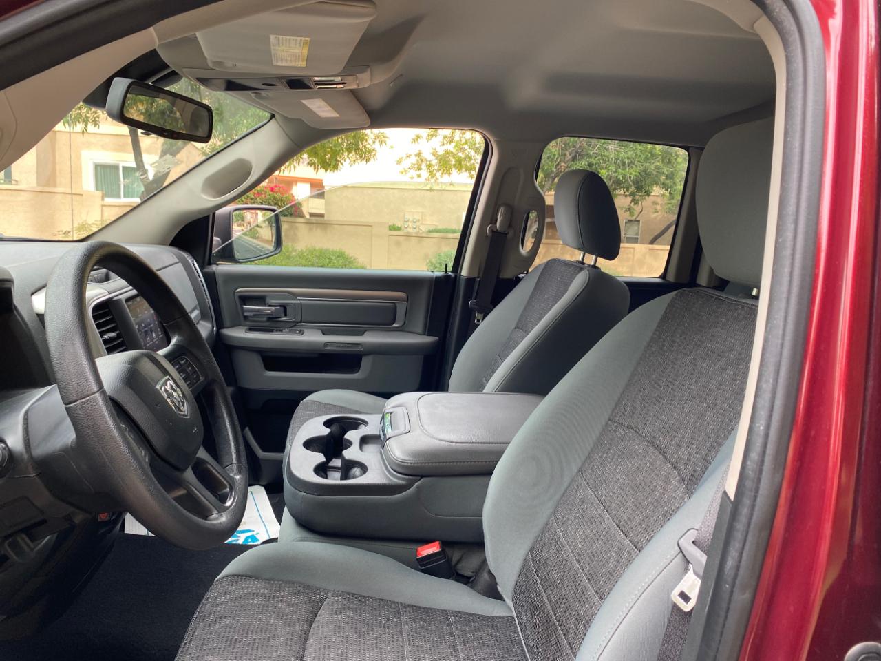 RAM 1500 Classic Warlock 4x2 Quad Cab 6'4" Box 2020