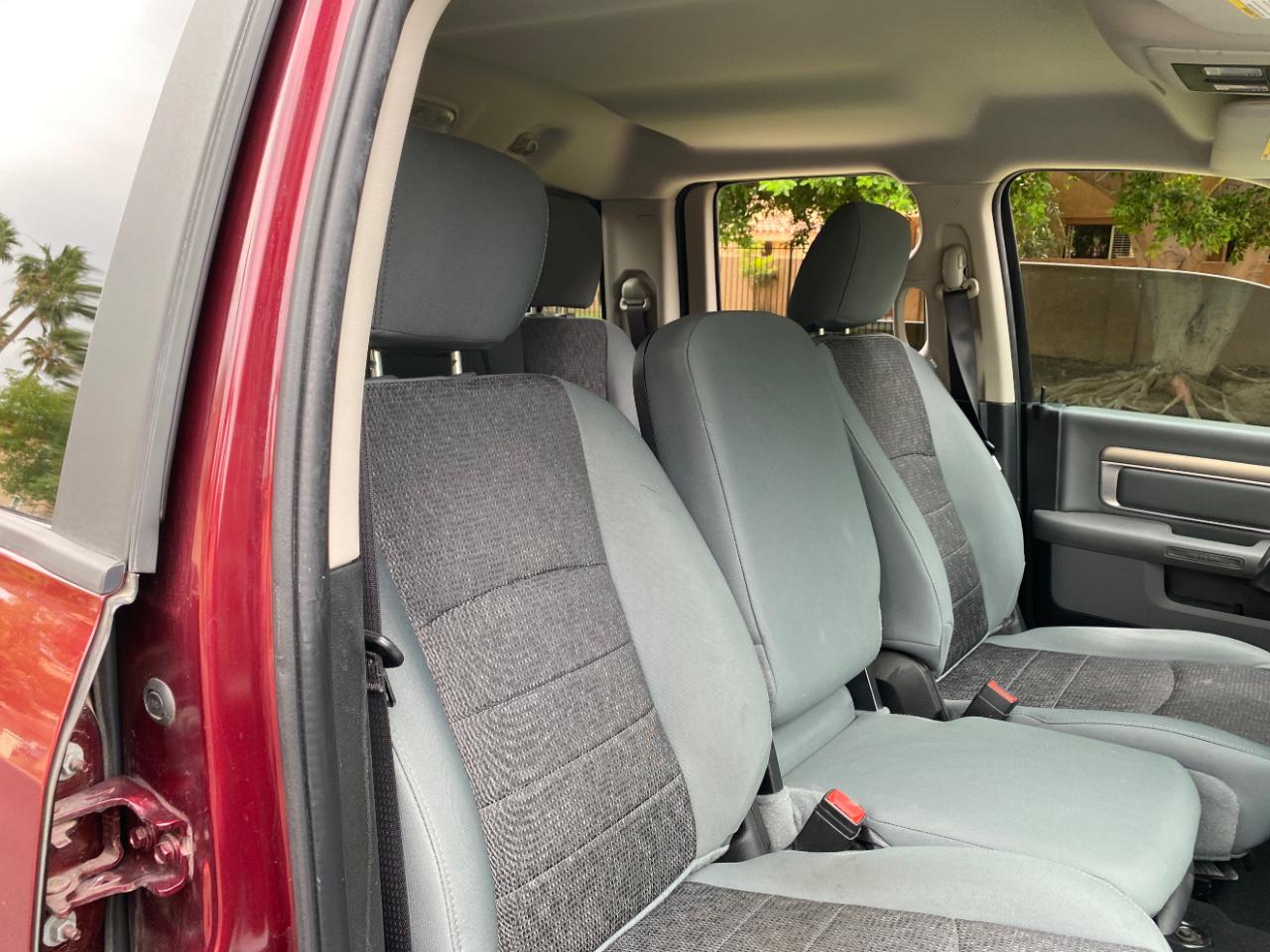 RAM 1500 Classic Warlock 4x2 Quad Cab 6'4" Box 2020