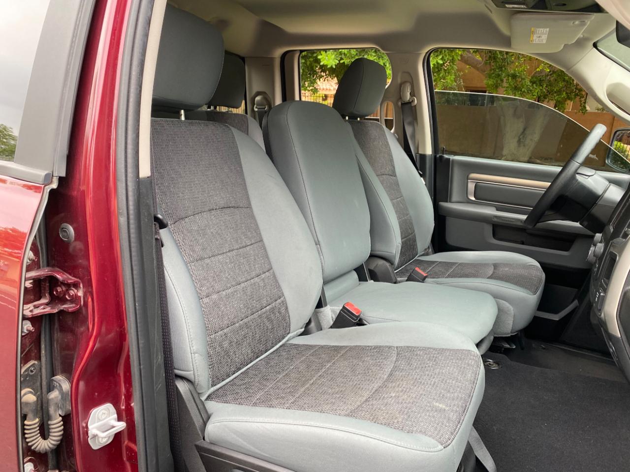 RAM 1500 Classic Warlock 4x2 Quad Cab 6'4" Box 2020