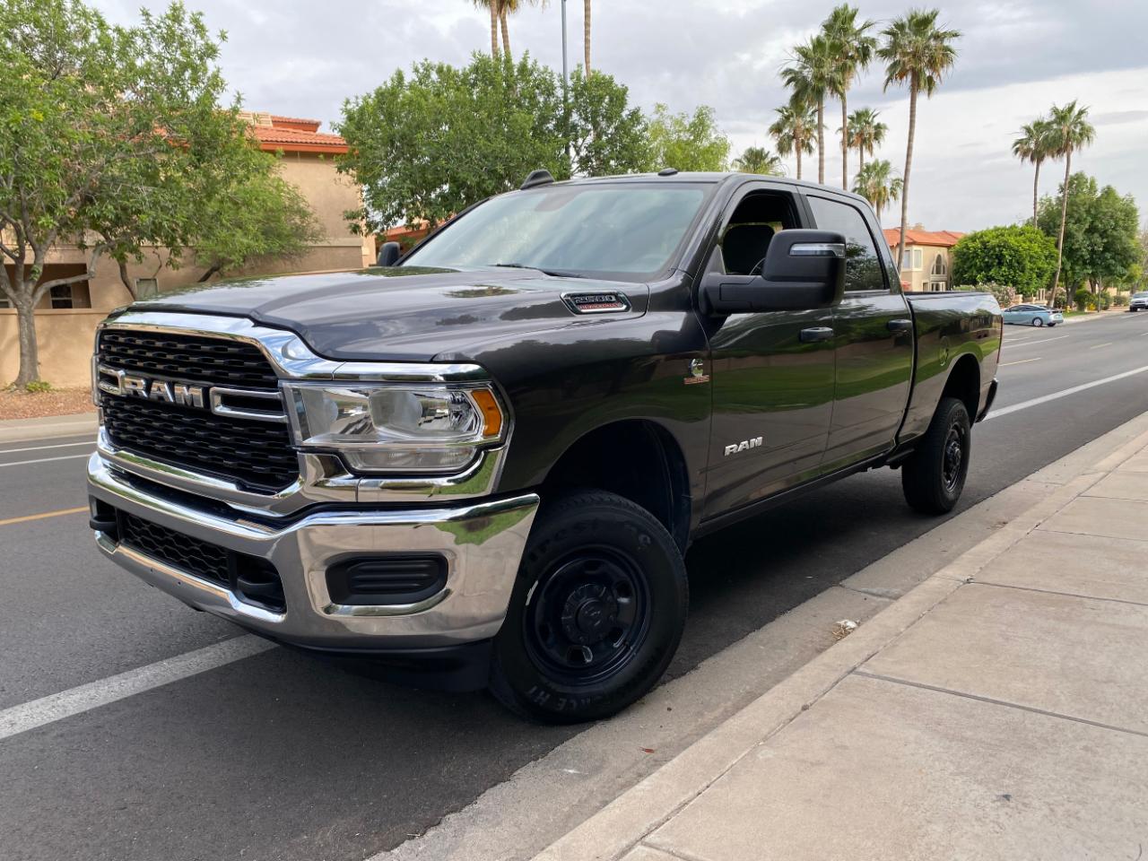 RAM 2500 Big Horn 4x4 Crew Cab 6'4" Box 2024