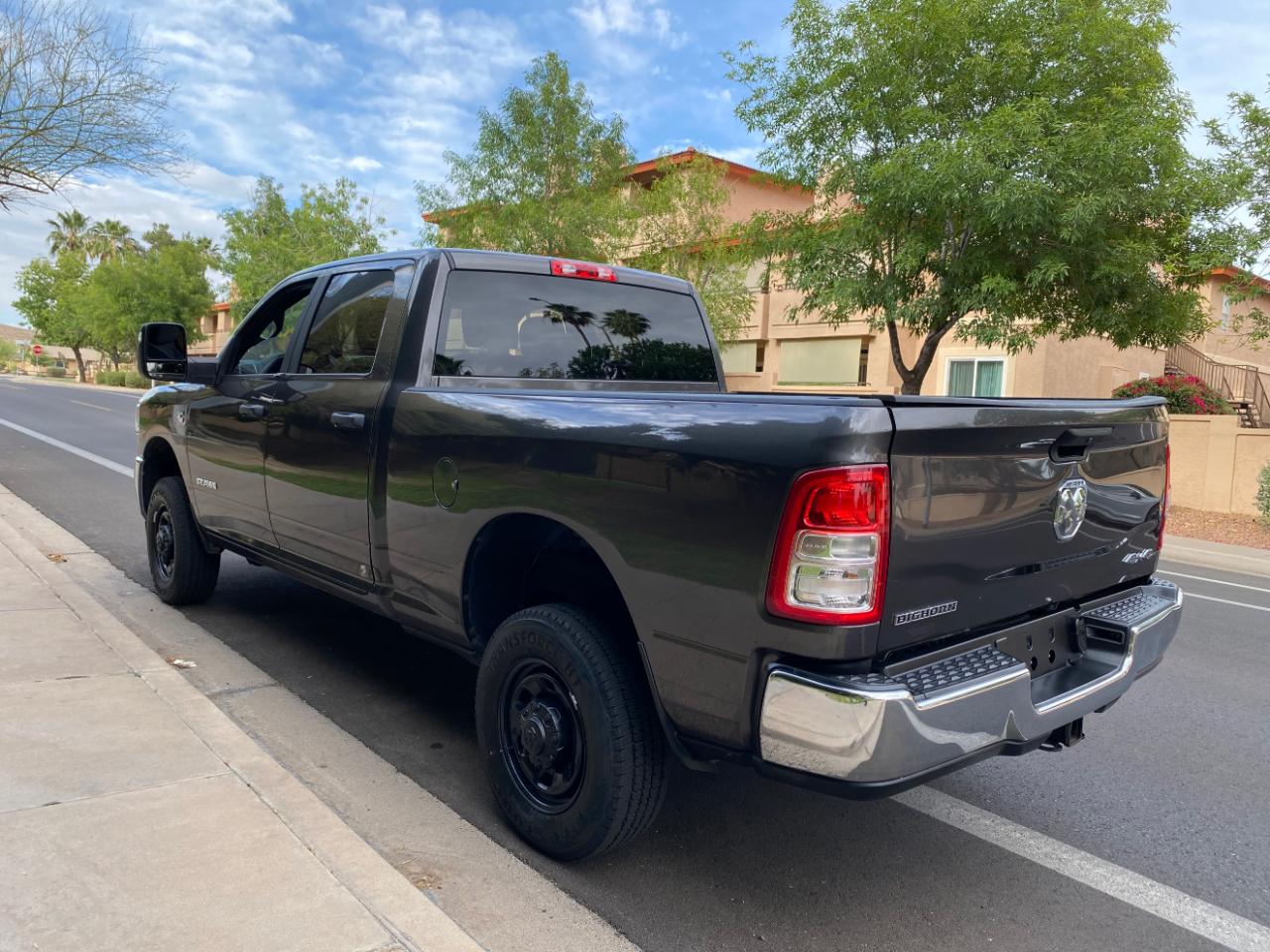 RAM 2500 Big Horn 4x4 Crew Cab 6'4" Box 2024