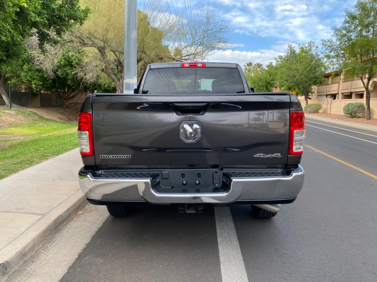 RAM 2500 Big Horn 4x4 Crew Cab 6'4" Box 2024