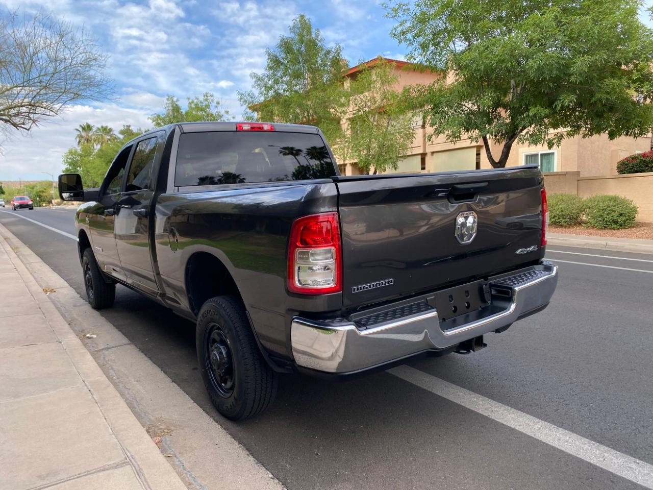 RAM 2500 Big Horn 4x4 Crew Cab 6'4" Box 2024