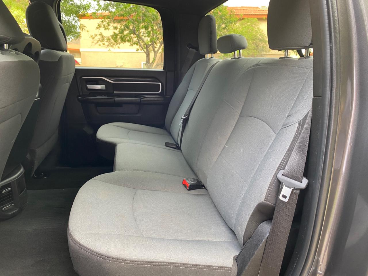 RAM 2500 Big Horn 4x4 Crew Cab 6'4" Box 2024