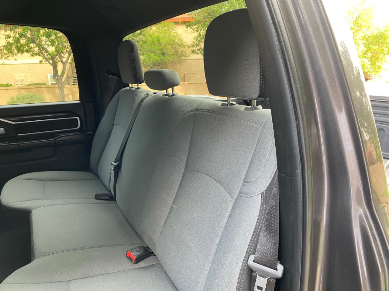 RAM 2500 Big Horn 4x4 Crew Cab 6'4" Box 2024
