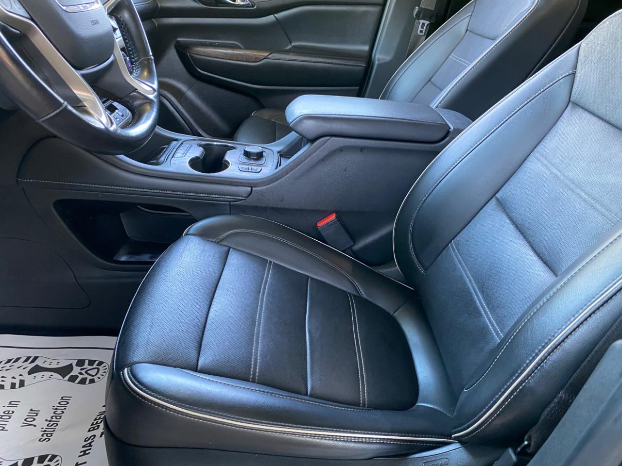 GMC Acadia FWD 4dr Denali 2022