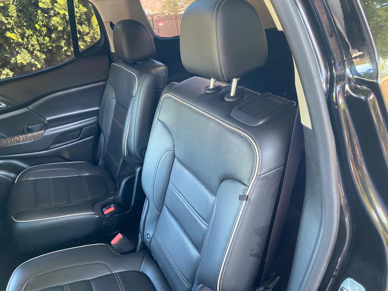 GMC Acadia FWD 4dr Denali 2022