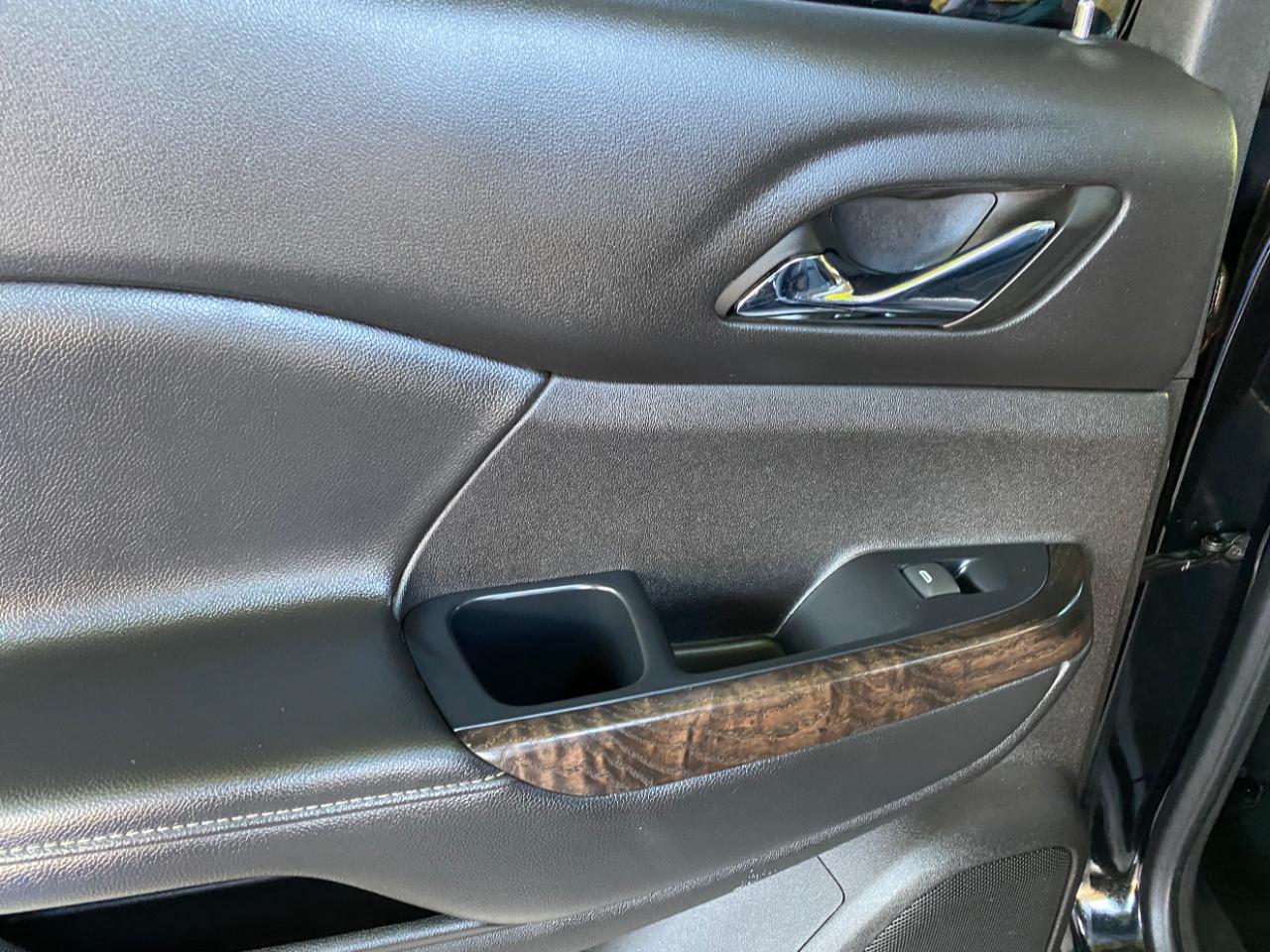 GMC Acadia FWD 4dr Denali 2022