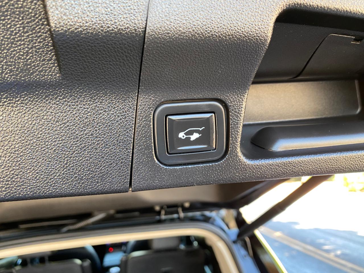GMC Acadia FWD 4dr Denali 2022