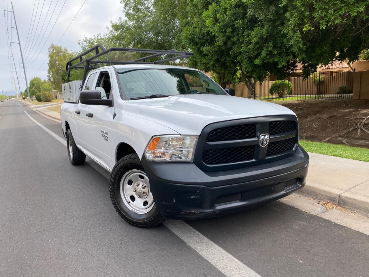 RAM 1500 Classic Tradesman 4x2 Quad Cab 6'4" Box 2021