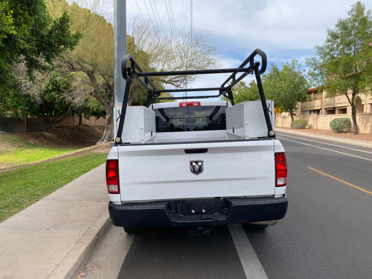 RAM 1500 Classic Tradesman 4x2 Quad Cab 6'4" Box 2021