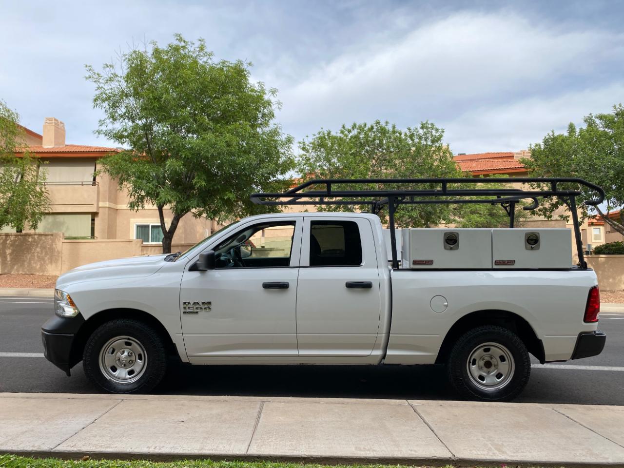 RAM 1500 Classic Tradesman 4x2 Quad Cab 6'4" Box 2021