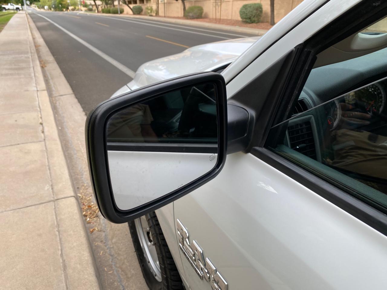 RAM 1500 Classic Tradesman 4x2 Quad Cab 6'4" Box 2021