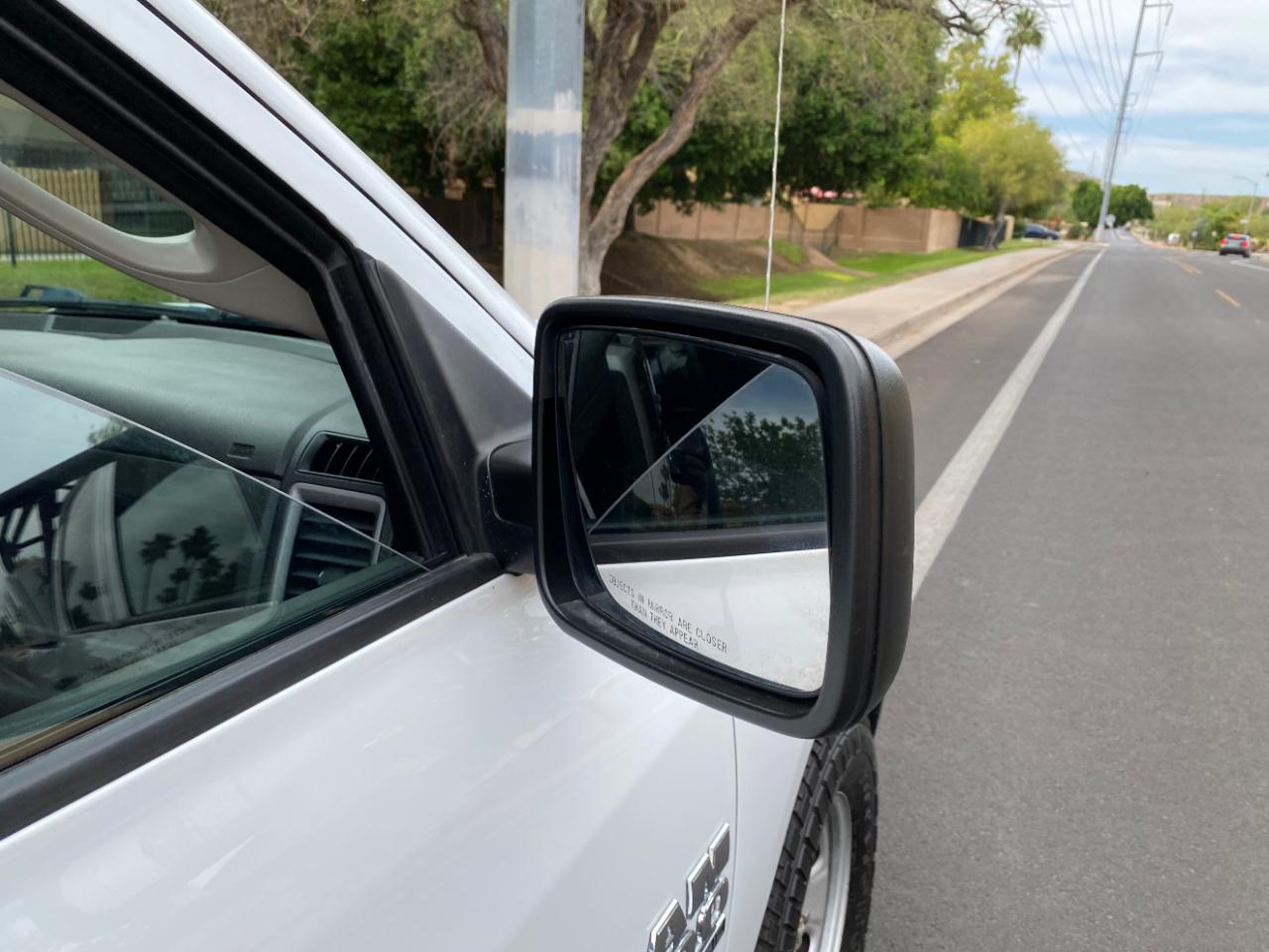 RAM 1500 Classic Tradesman 4x2 Quad Cab 6'4" Box 2021