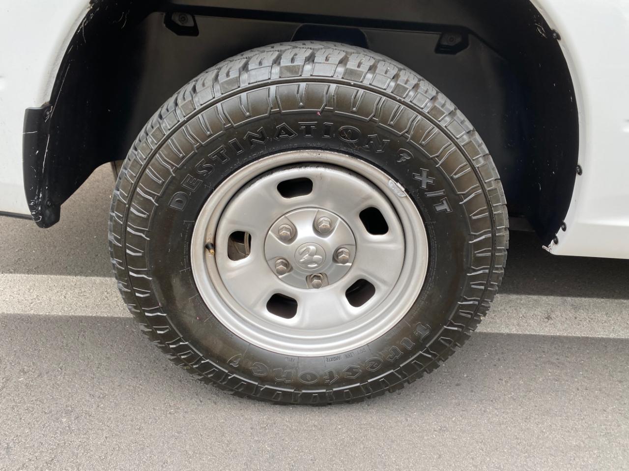 RAM 1500 Classic Tradesman 4x2 Quad Cab 6'4" Box 2021