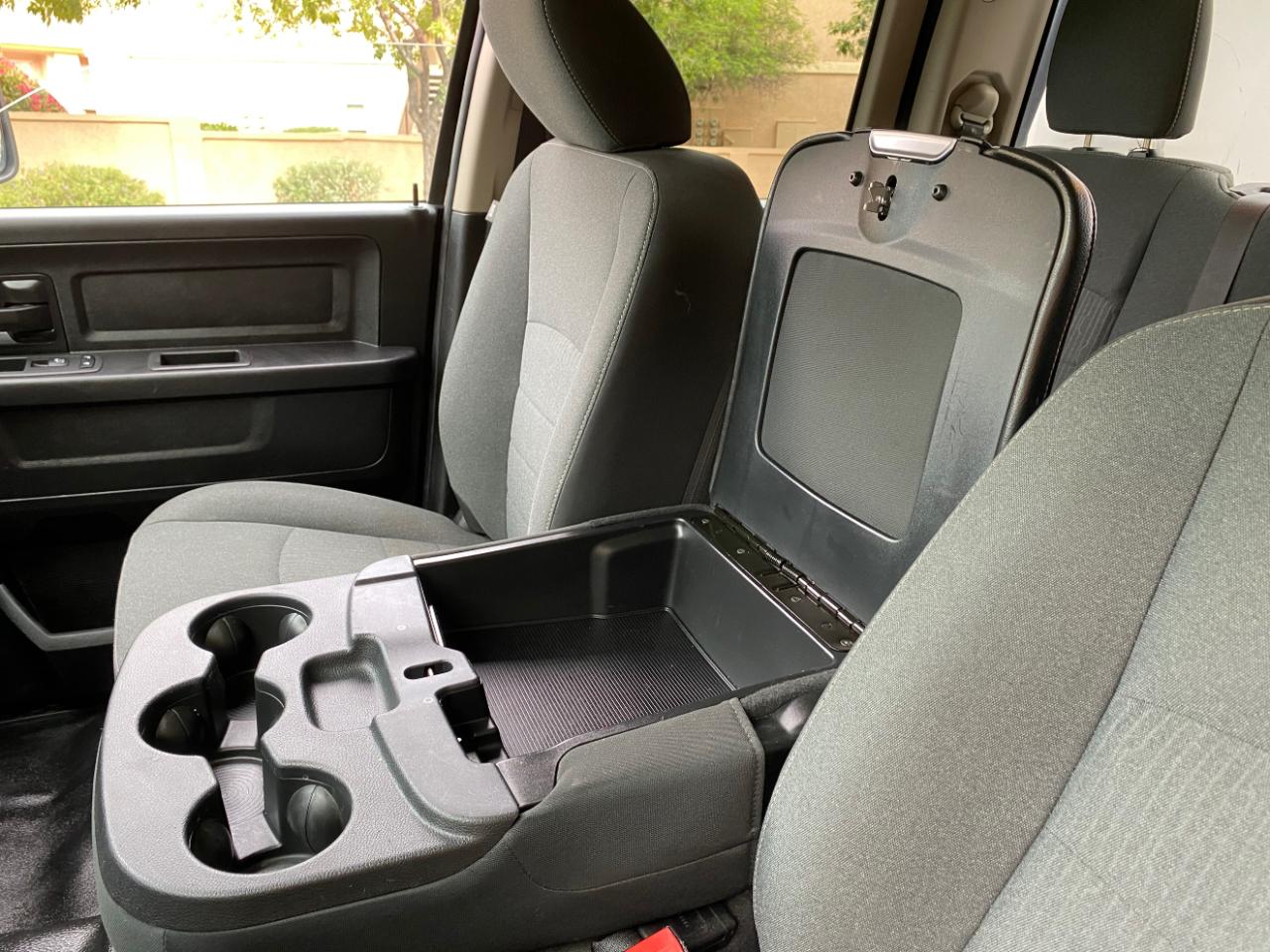 RAM 1500 Classic Tradesman 4x2 Quad Cab 6'4" Box 2021