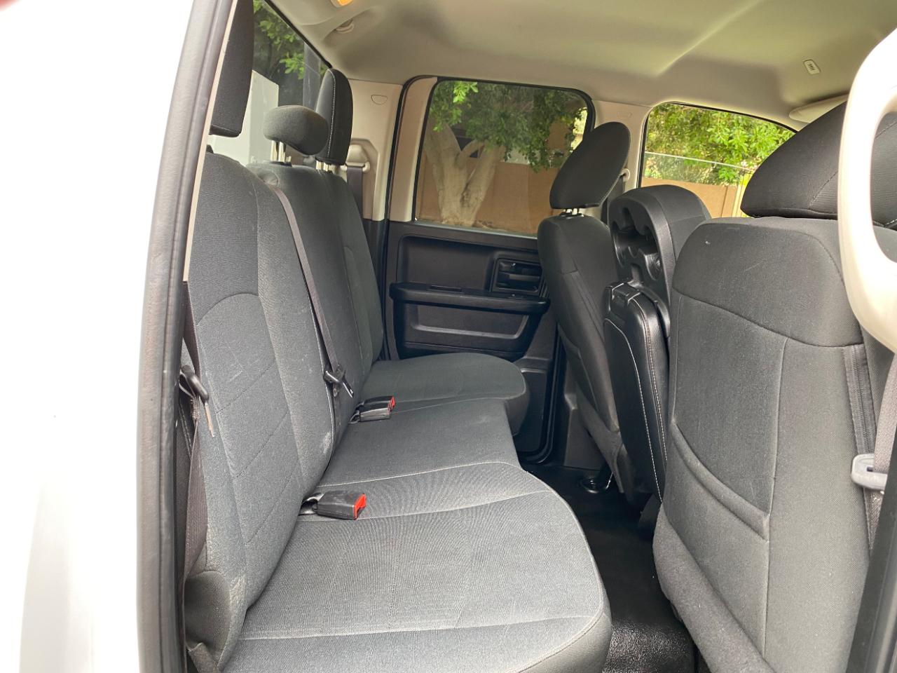 RAM 1500 Classic Tradesman 4x2 Quad Cab 6'4" Box 2021