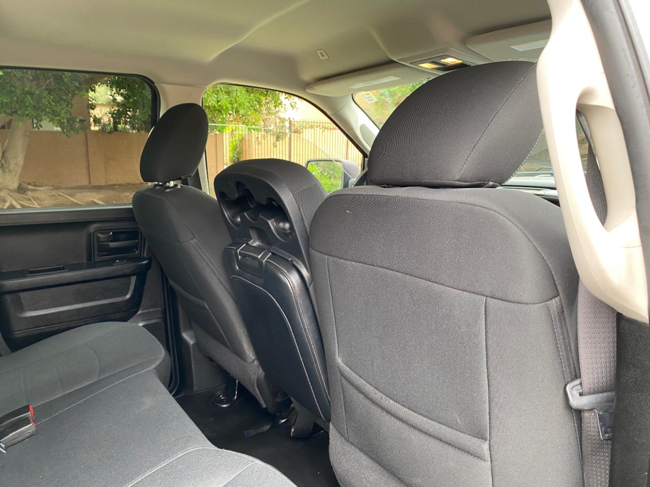 RAM 1500 Classic Tradesman 4x2 Quad Cab 6'4" Box 2021