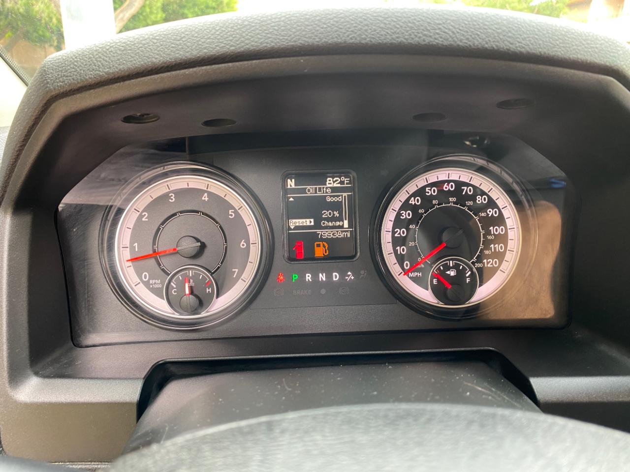 RAM 1500 Classic Tradesman 4x2 Quad Cab 6'4" Box 2021