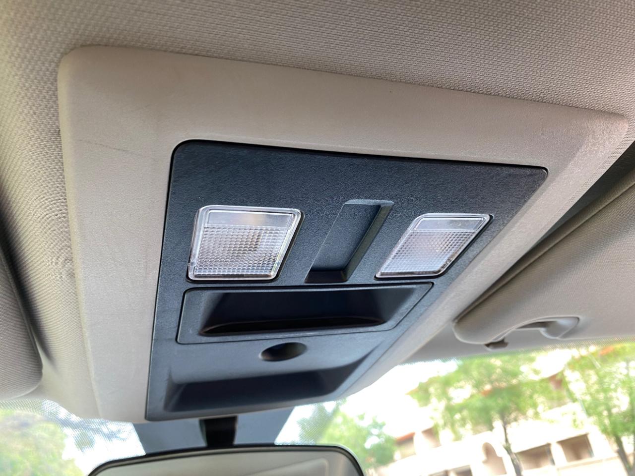 RAM 1500 Classic Tradesman 4x2 Quad Cab 6'4" Box 2021