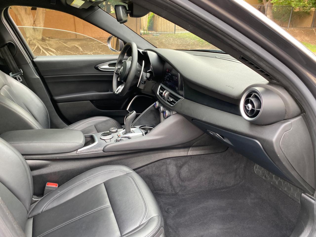 Alfa Romeo Giulia Sprint 2023
