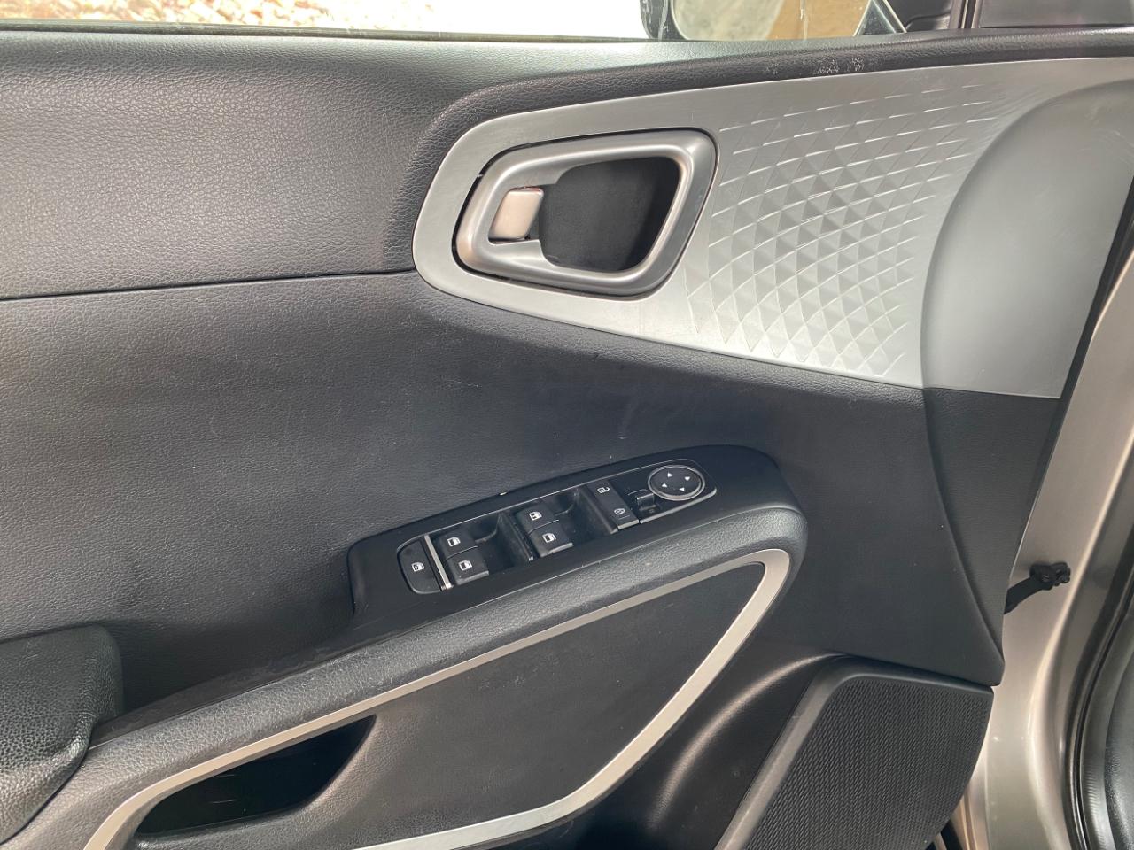 Kia Soul LX IVT 2022