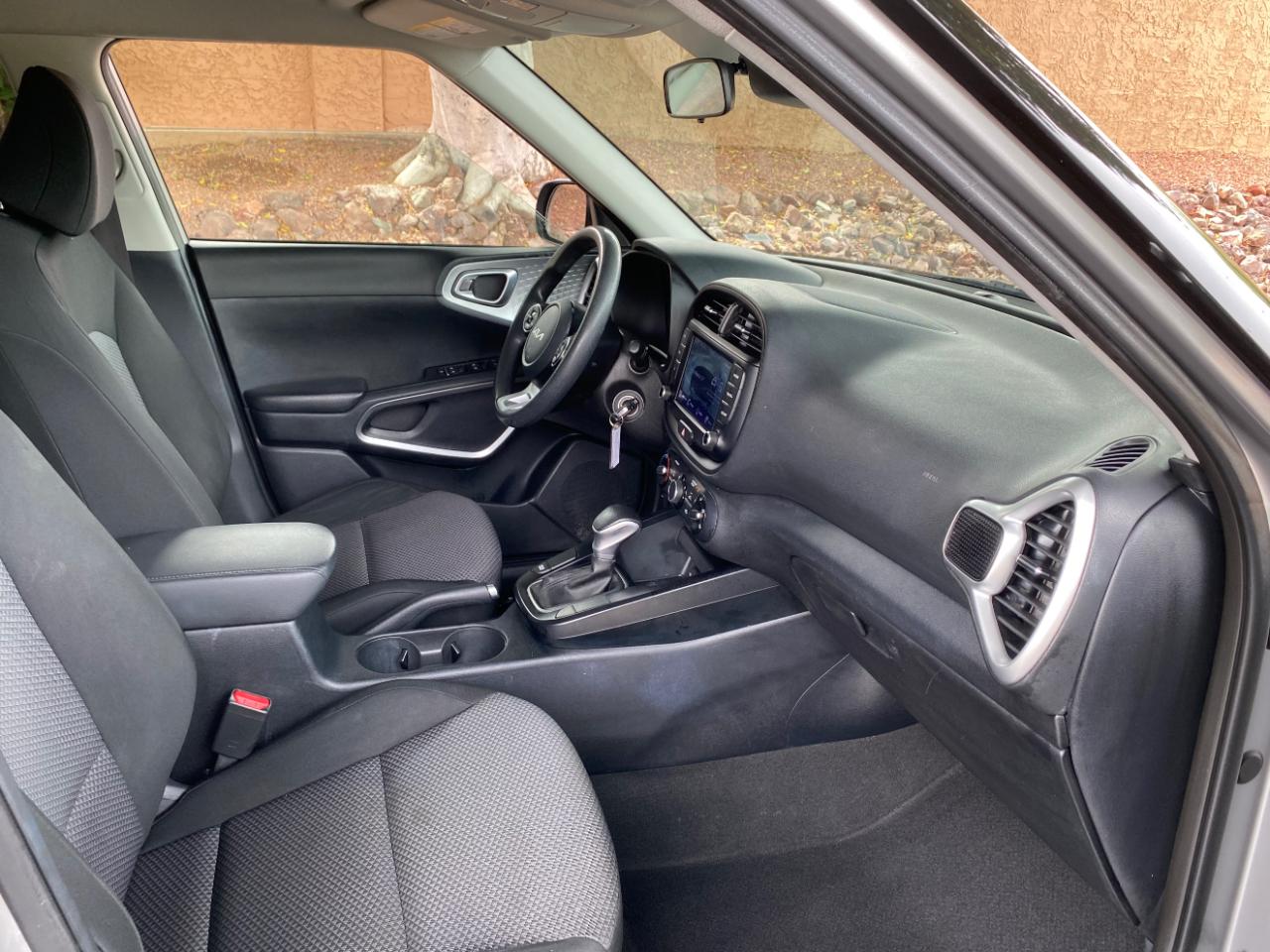 Kia Soul LX IVT 2022