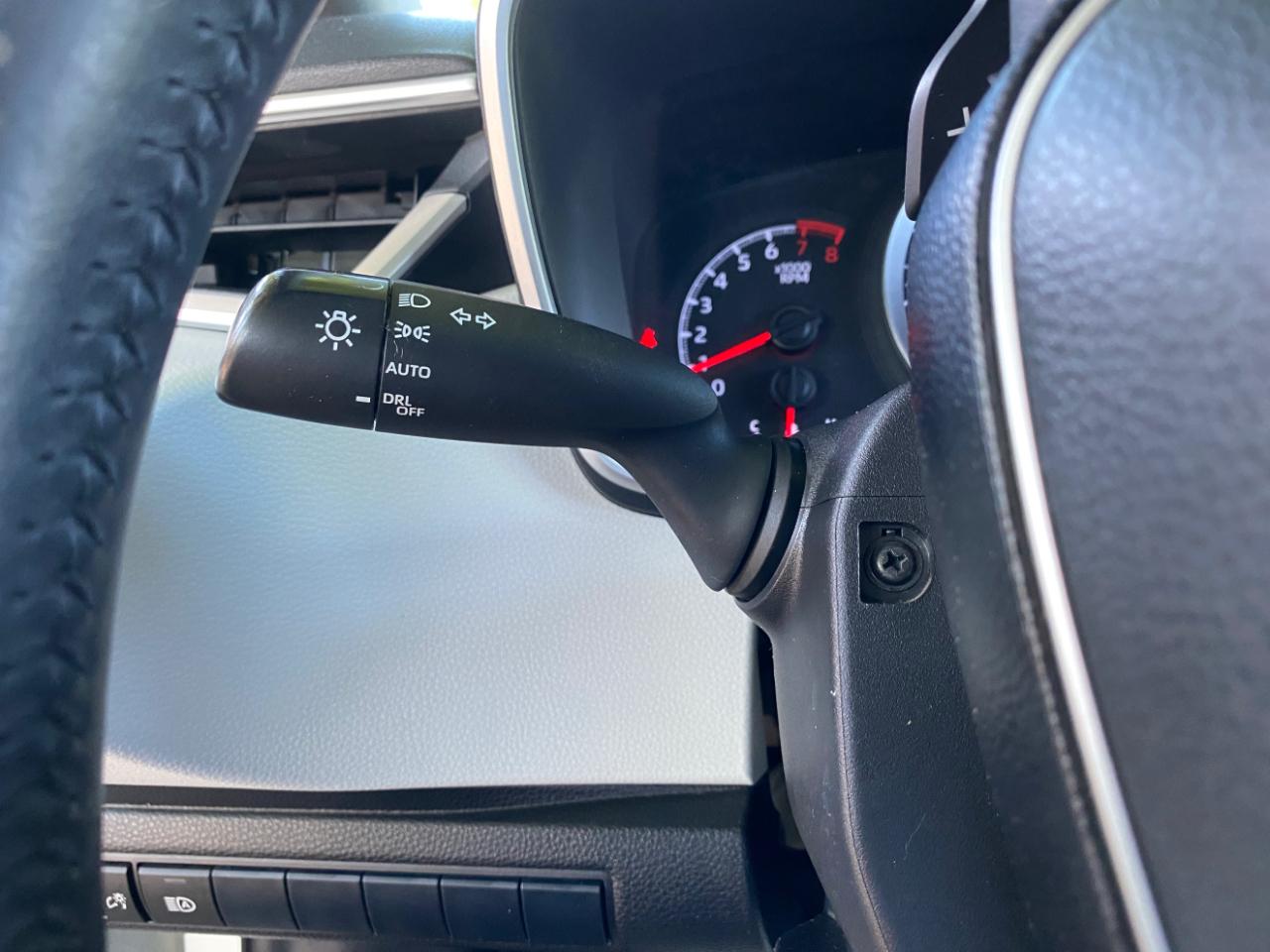 Toyota Corolla Hatchback SE CVT (Natl) 2019