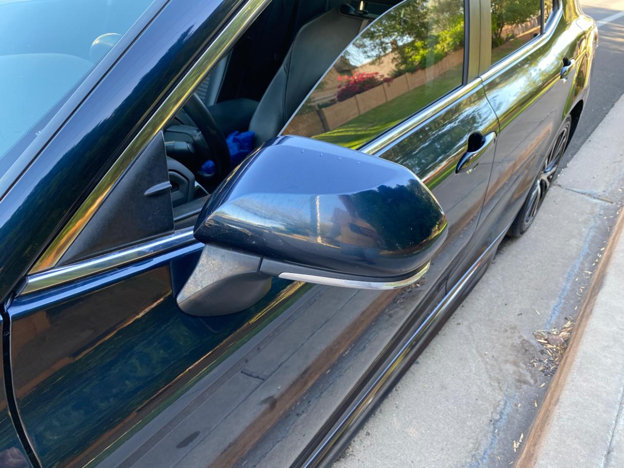 Toyota Camry Hybrid SE CVT (Natl) 2020