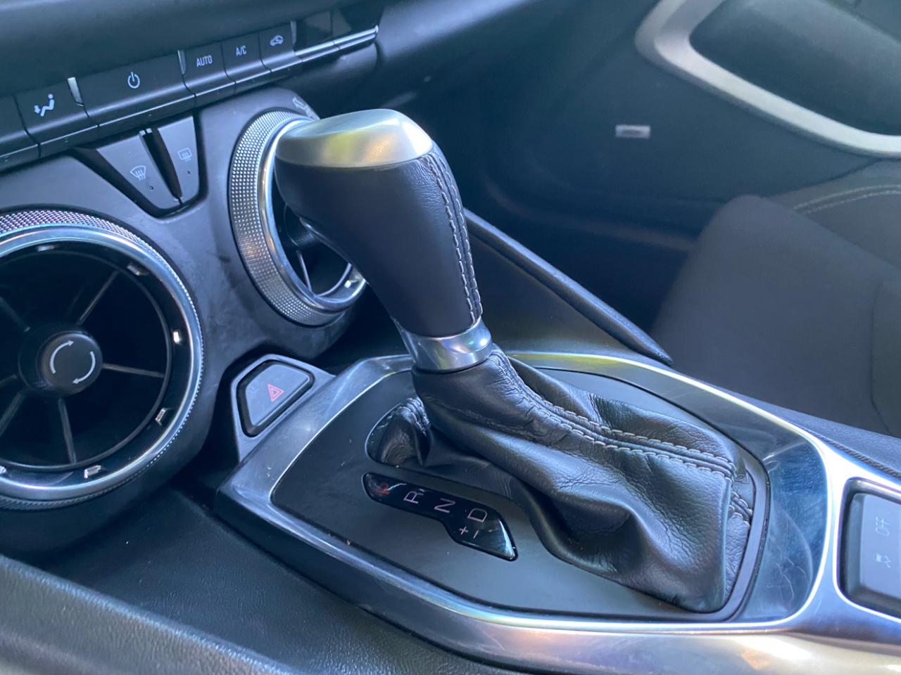 Chevrolet Camaro 2dr Cpe 1LT 2023