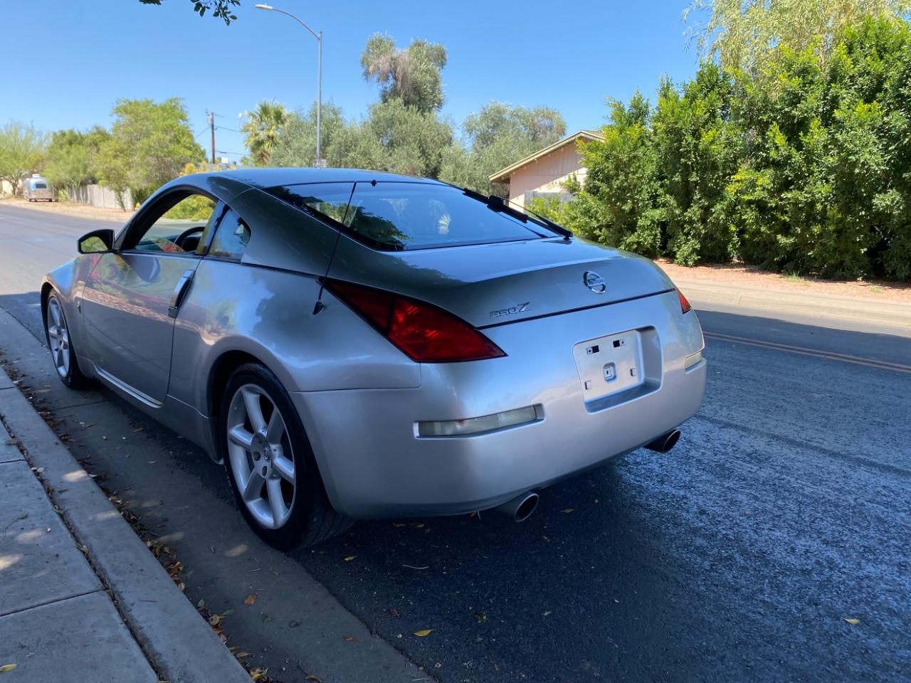 Nissan 350Z 2dr Cpe Touring Manual Trans 2003