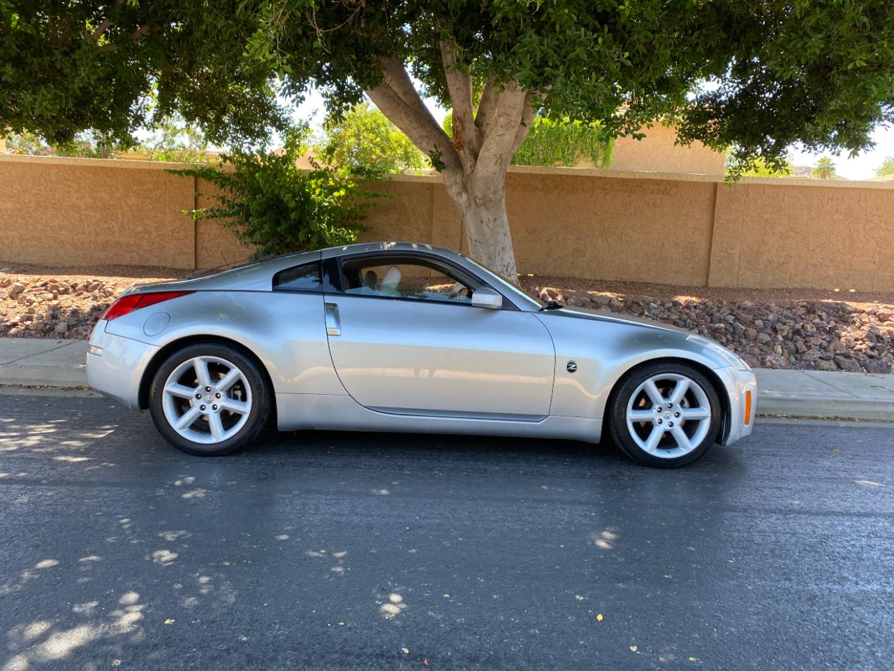 Nissan 350Z 2dr Cpe Touring Manual Trans 2003