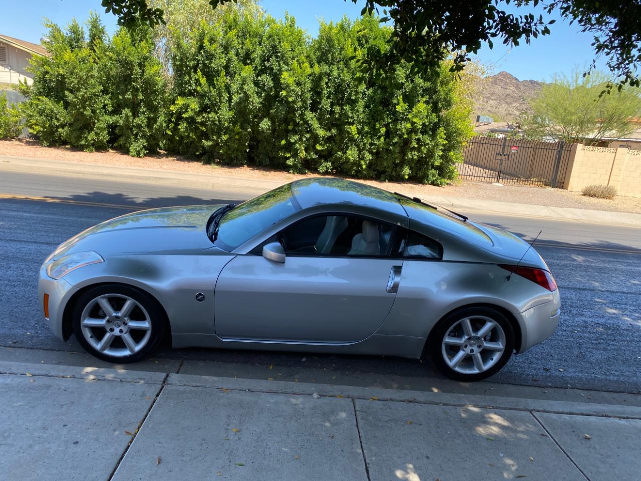 Nissan 350Z 2dr Cpe Touring Manual Trans 2003