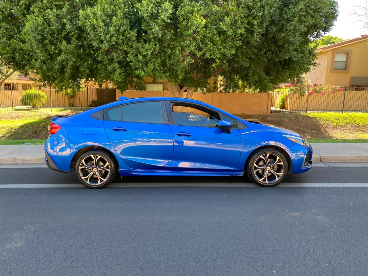 Chevrolet Cruze 4dr Sdn LT 2019