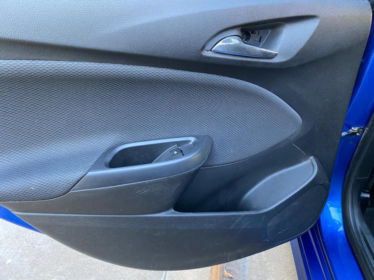 Chevrolet Cruze 4dr Sdn LT 2019