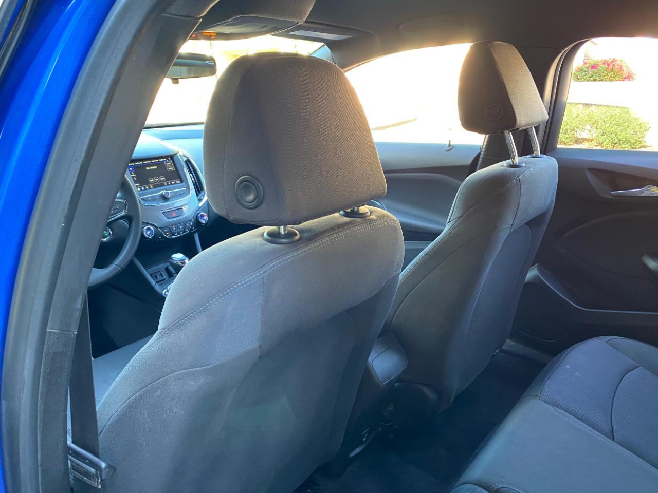 Chevrolet Cruze 4dr Sdn LT 2019