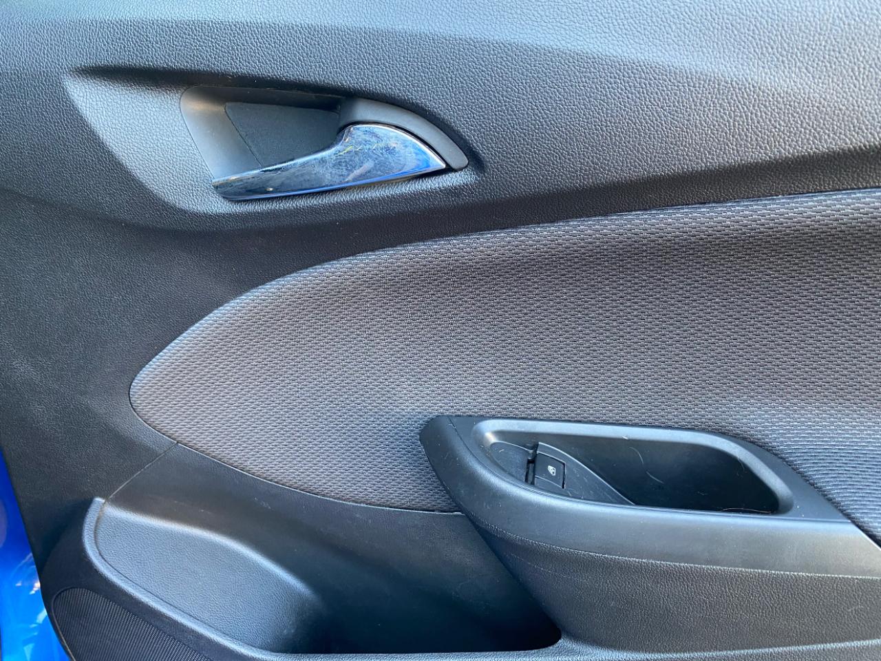 Chevrolet Cruze 4dr Sdn LT 2019