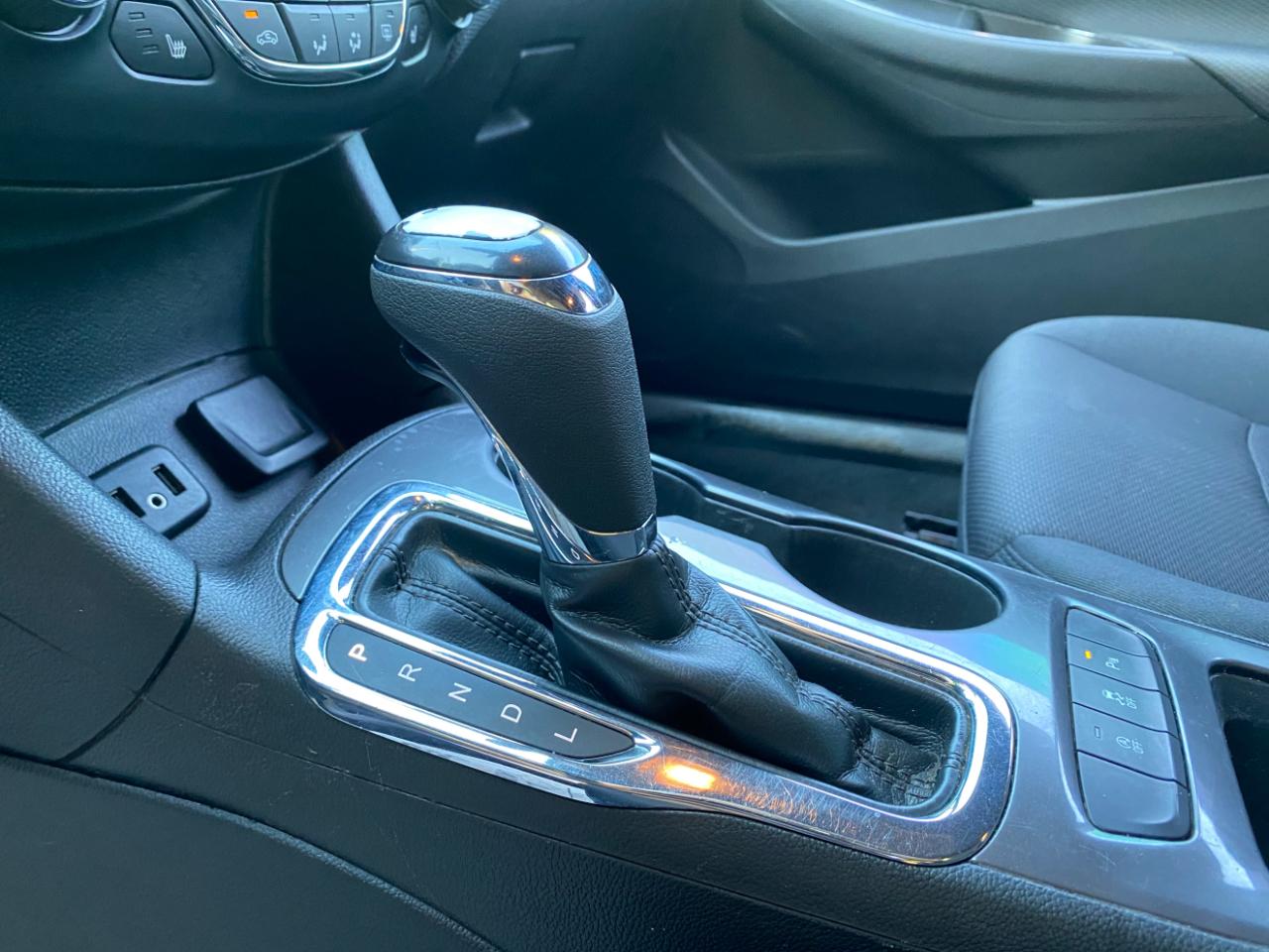 Chevrolet Cruze 4dr Sdn LT 2019
