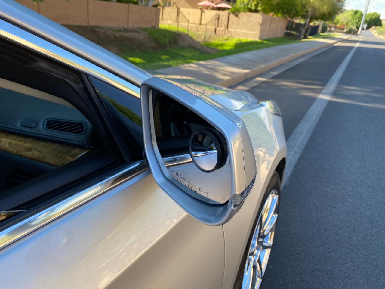 Cadillac XTS 4dr Sdn Luxury FWD 2018
