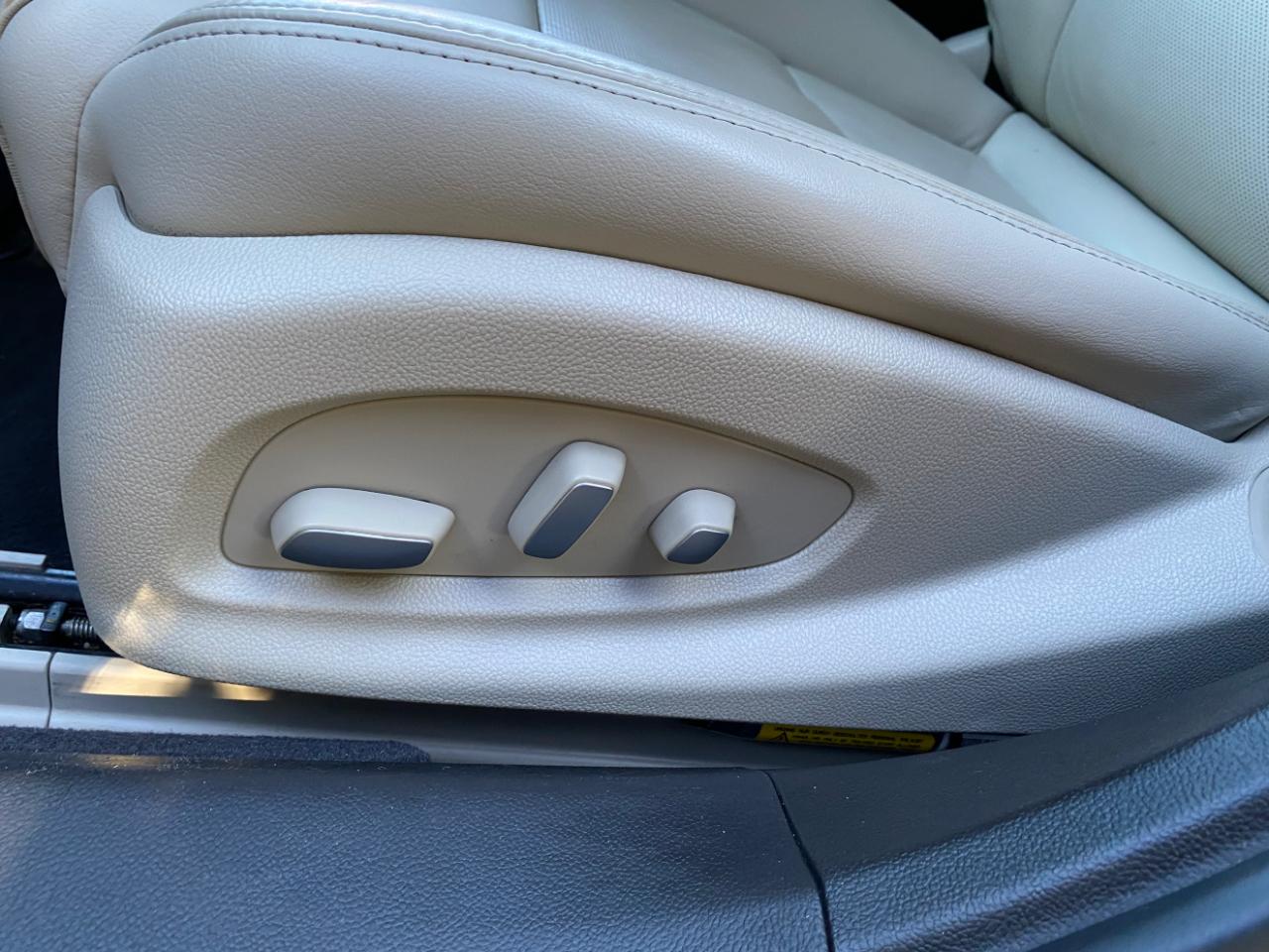 Cadillac XTS 4dr Sdn Luxury FWD 2018