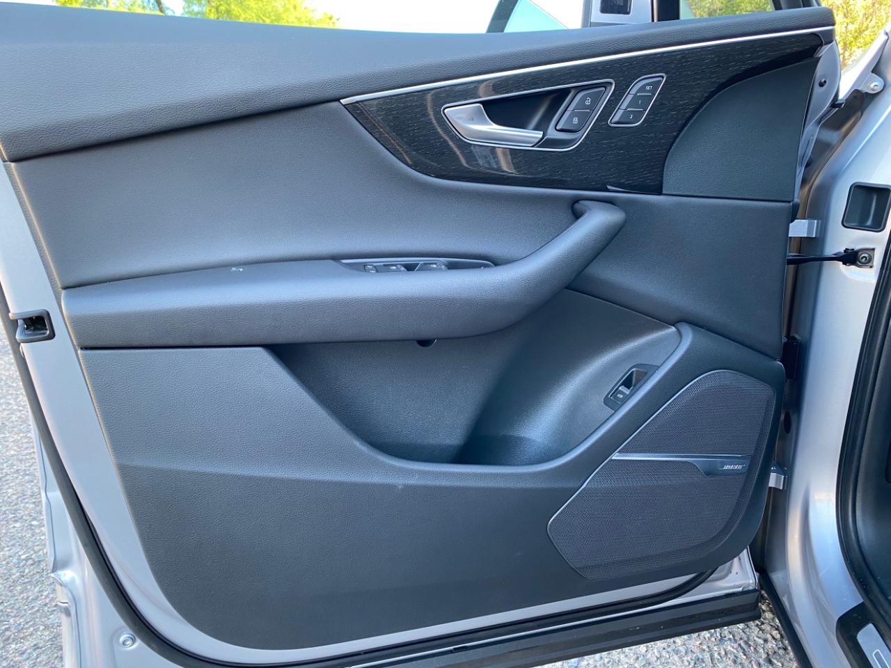 Audi Q7 Premium Plus 45 TFSI quattro 2020