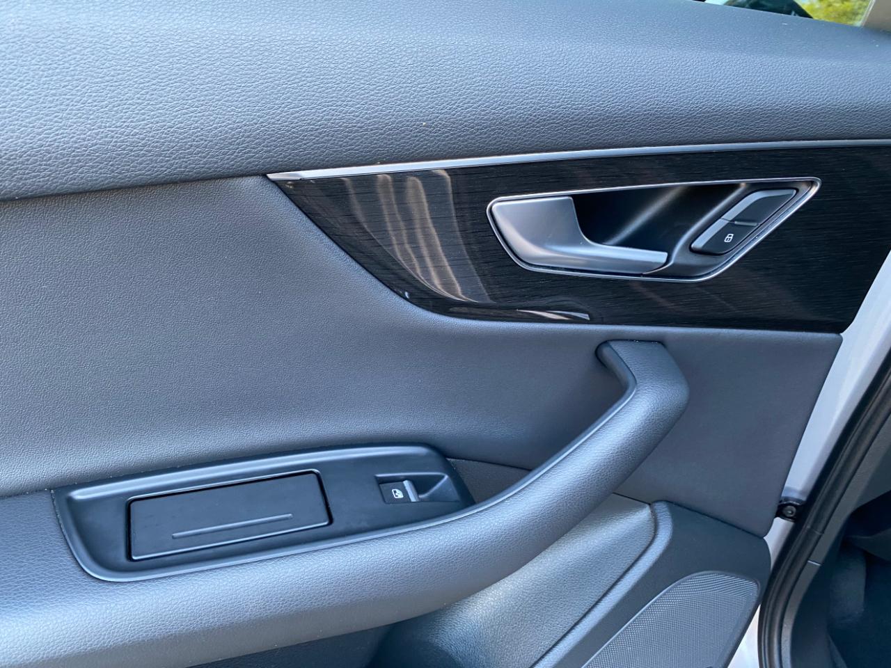 Audi Q7 Premium Plus 45 TFSI quattro 2020