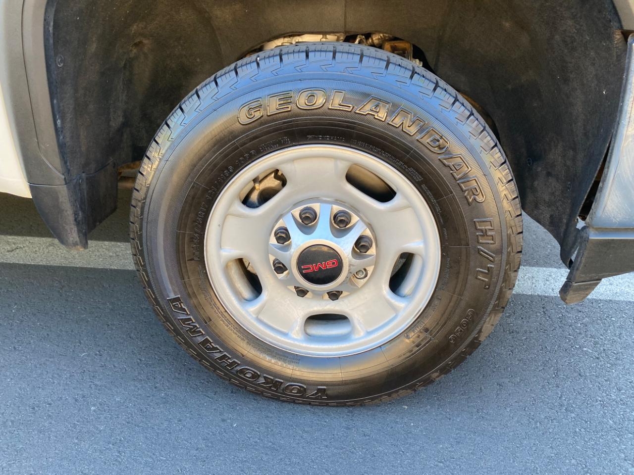 GMC Sierra 2500HD 2WD Crew Cab 172" Pro 2023