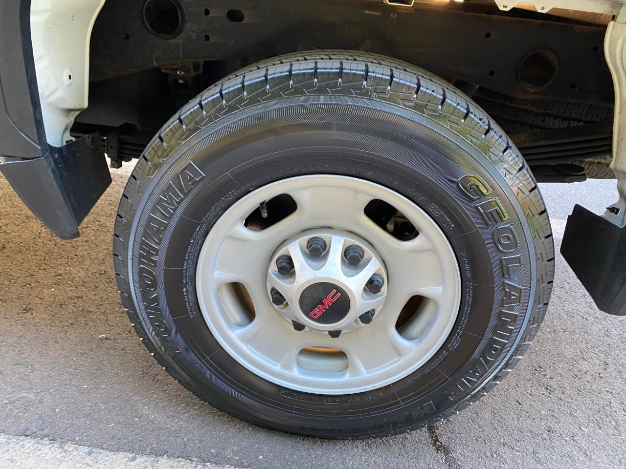 GMC Sierra 2500HD 2WD Crew Cab 172" Pro 2023