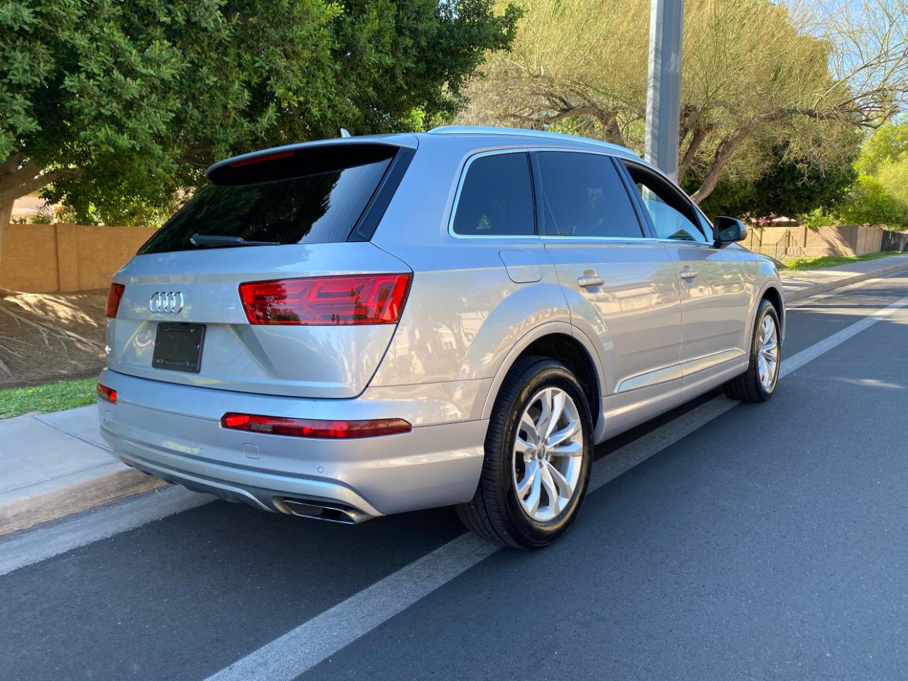 Audi Q7 Premium 55 TFSI quattro 2019